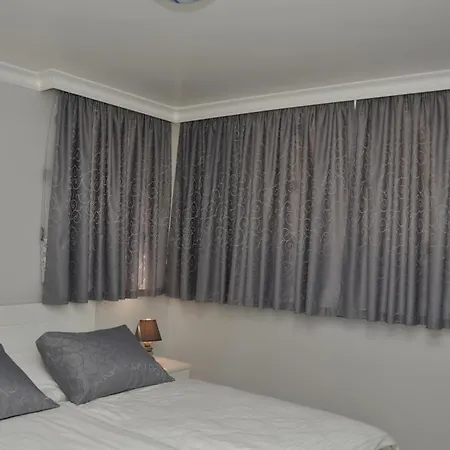 Apartman Royal Menex Pozsarevác