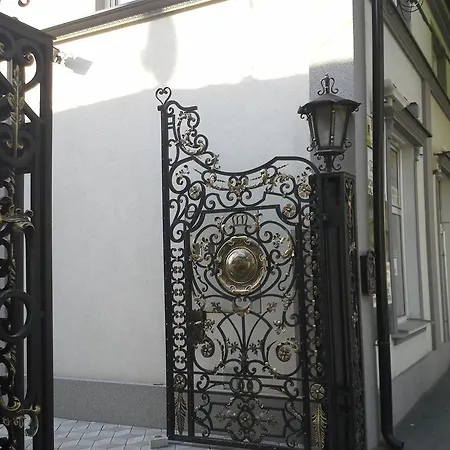 Royal Menex Apartman