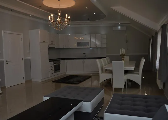 Royal Menex شقة *